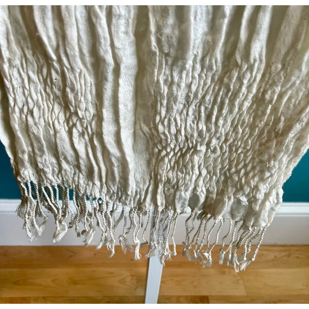Old Navy Scarf Women OS Cream Crinkle Fringe Lightweight Textured Wrap Gauzy